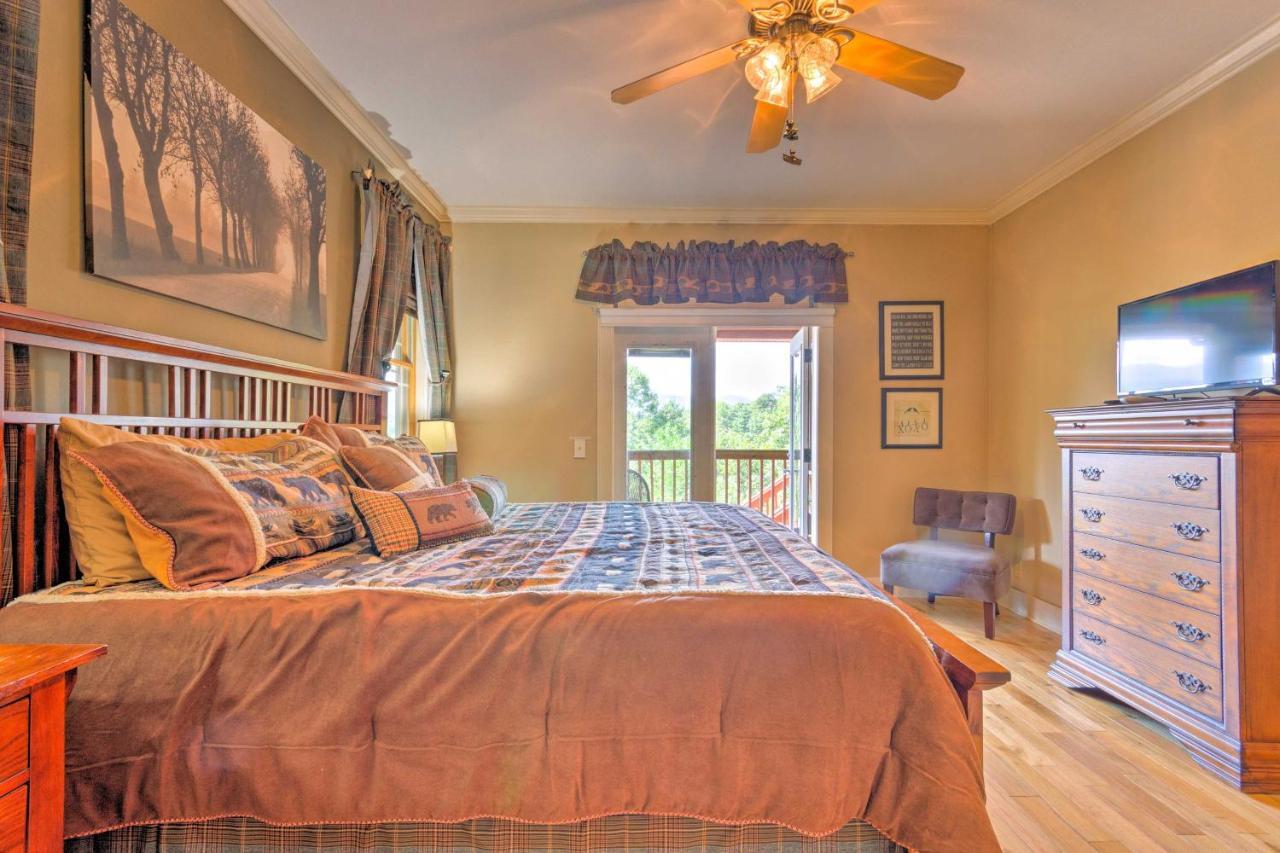 Beautiful Bryson City Home With Hot Tub And Mtn Views! Exterior photo